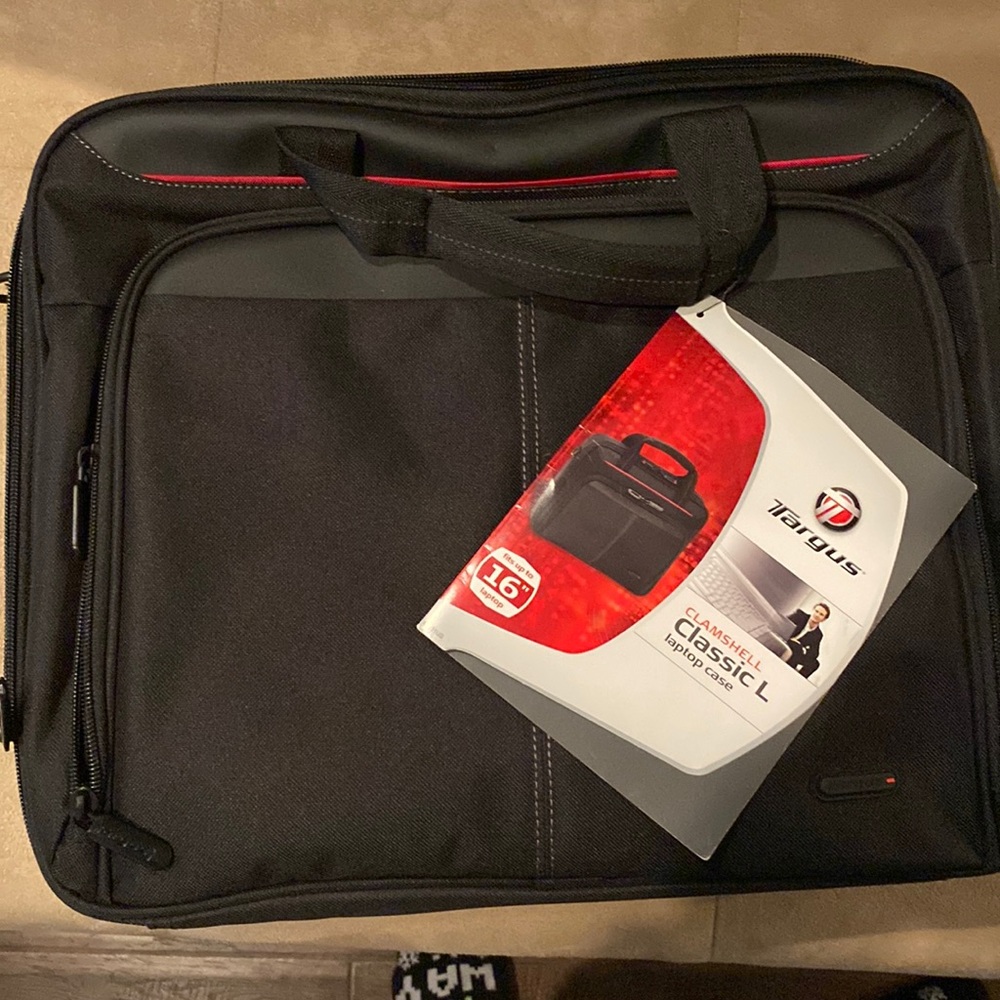 Laptop case never used